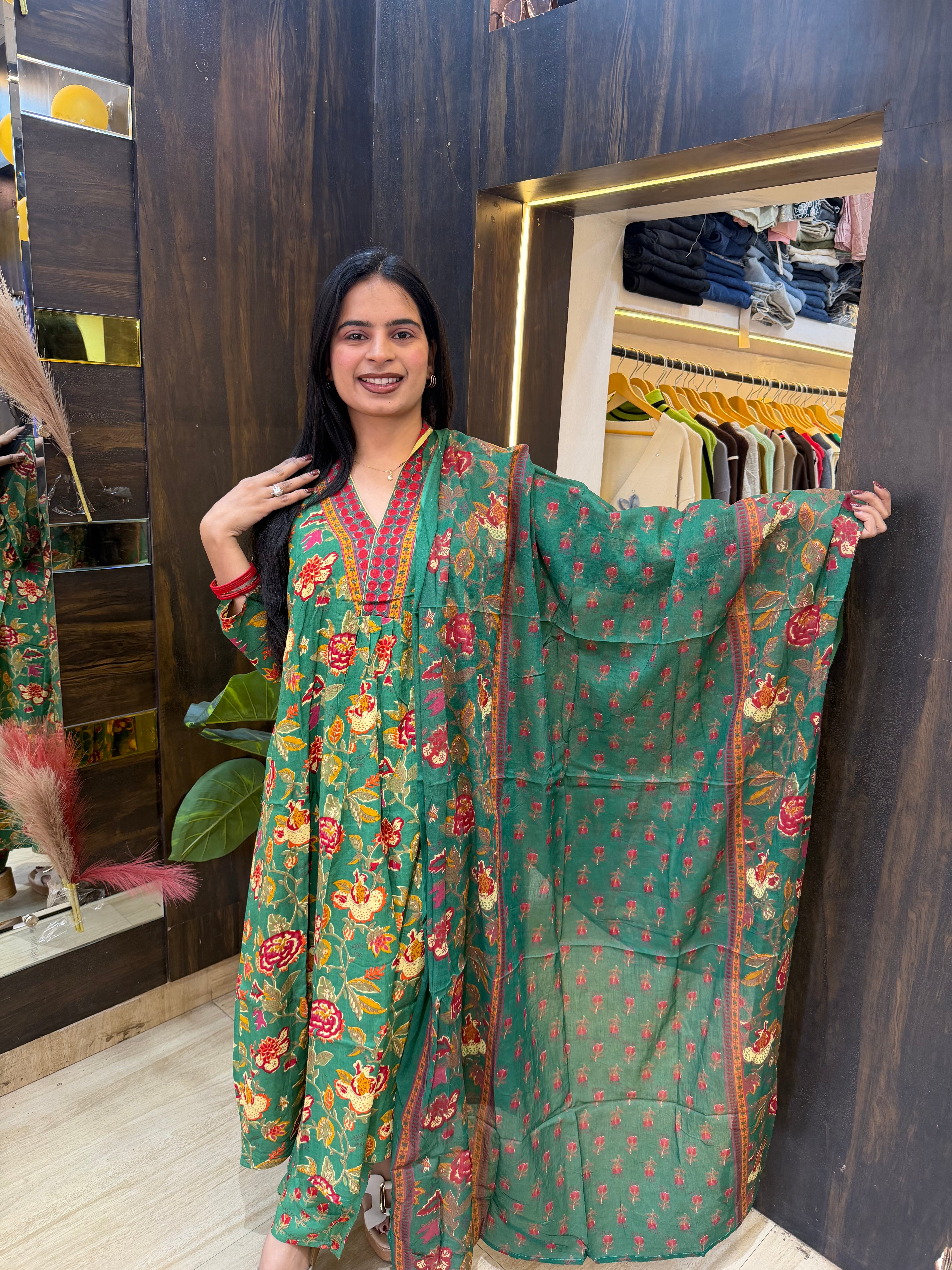 COTTON GREEN SUIT