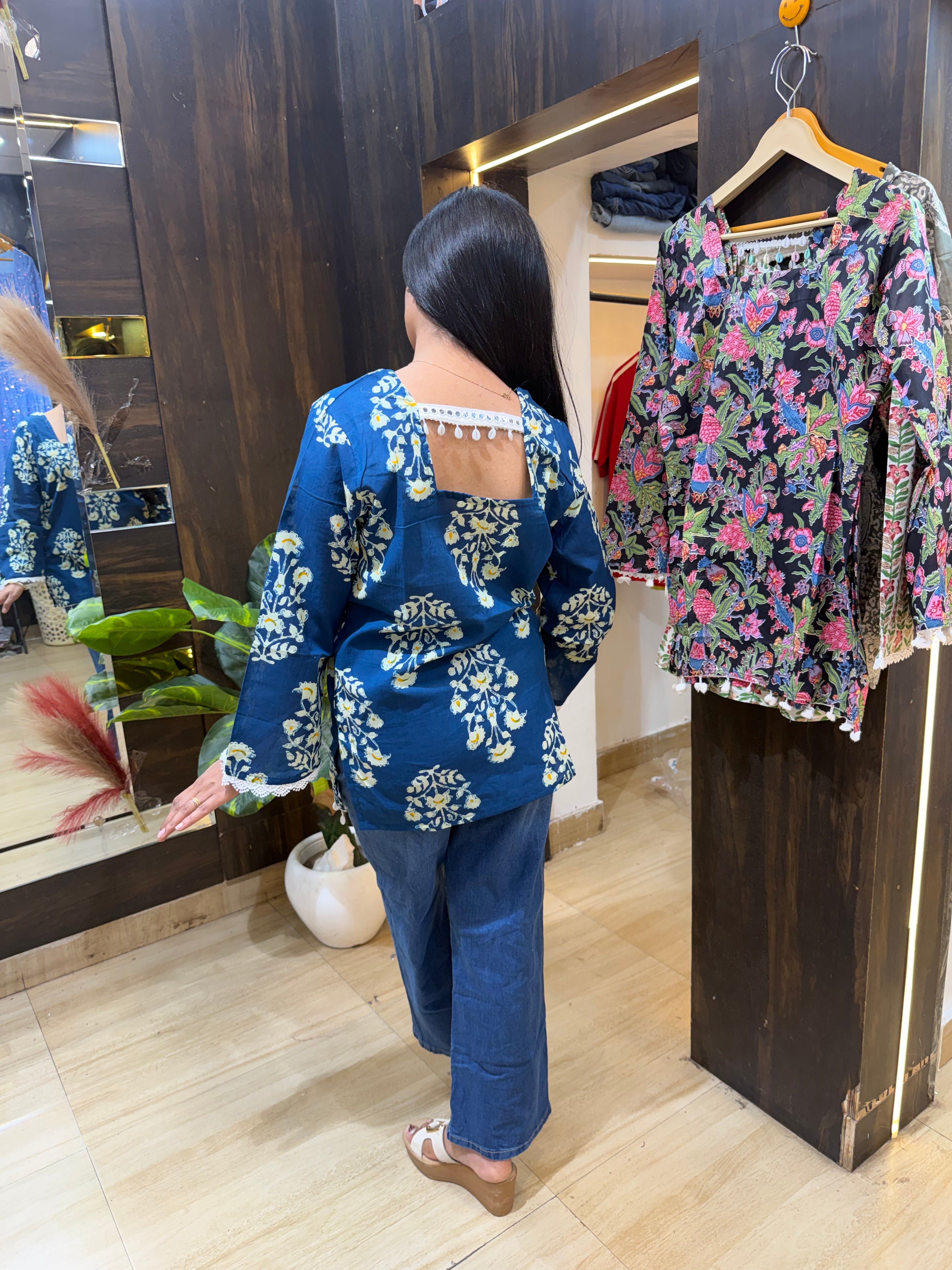 Back Square Neck Kurti